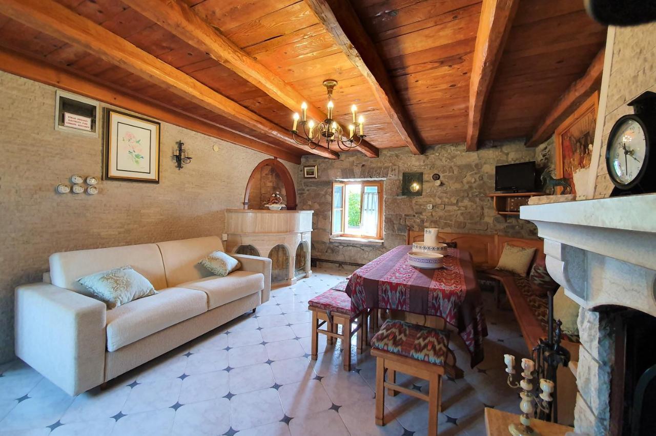 Apartamento Casa Prodan Buzet Exterior foto