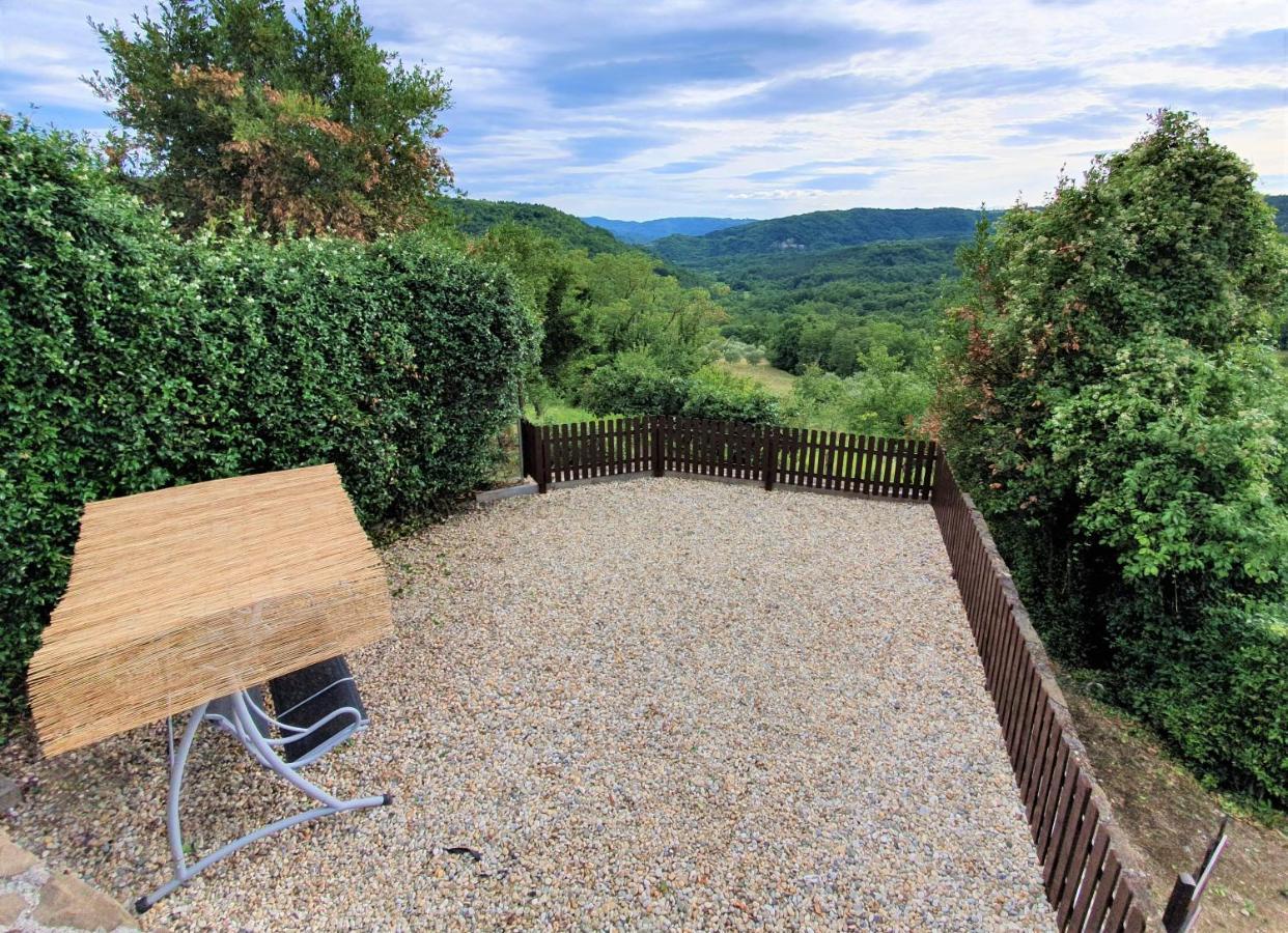 Apartamento Casa Prodan Buzet Exterior foto
